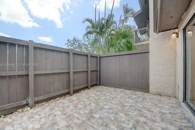 1960 Bayberry Dr #1960, Pembroke Pines, FL 33024 - Photo 20