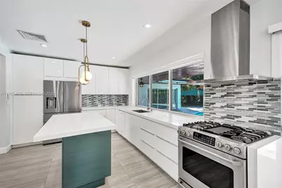 1110 NE 100th St, Miami Shores, FL 33138 - Photo 30