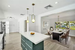 1110 NE 100th St, Miami Shores, FL 33138 - Photo 4