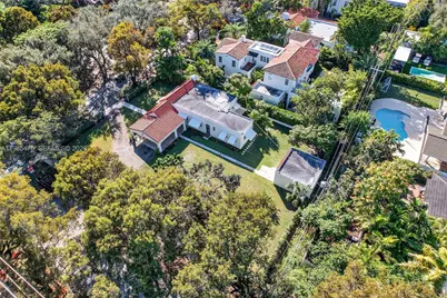 1305 Alhambra Cir, Coral Gables, FL 33134 - Photo 60