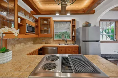 1305 Alhambra Cir, Coral Gables, FL 33134 - Photo 30