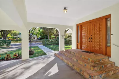 1305 Alhambra Cir, Coral Gables, FL 33134 - Photo 6