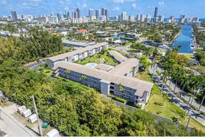 700 Layne Blvd #118, Hallandale Beach, FL 33009 - Photo 1