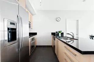 79 SW 12th St, Miami, FL 33130 - Photo 6