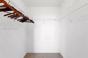 79 SW 12th St, Miami, FL 33130 - Photo 8