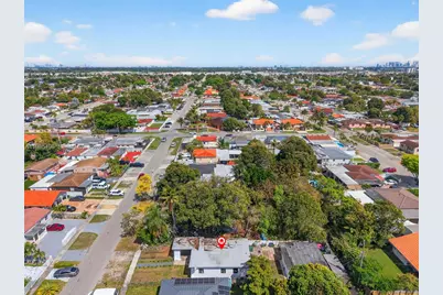 440 E 37th St, Hialeah, FL 33013 - Photo 22