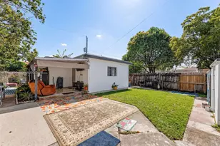 440 E 37th St, Hialeah, FL 33013 - Photo 14