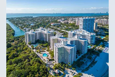 1111 Crandon Blvd #A405, Key Biscayne, FL 33149 - Photo 38