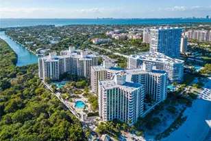 1111 Crandon Blvd, Key Biscayne, FL 33149 - Photo 38