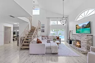 2590 N Rampart Way N, Cooper City, FL 33026 - Photo 4