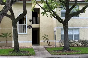 731 Vista Isles Dr, Sunrise, FL 33325 - Photo 2