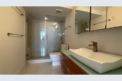2333 NE Brickell Ave #1009, Miami, FL 33129 - Photo 22