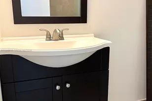 6866 NW 173rd Dr, Hialeah, FL 33015 - Photo 8