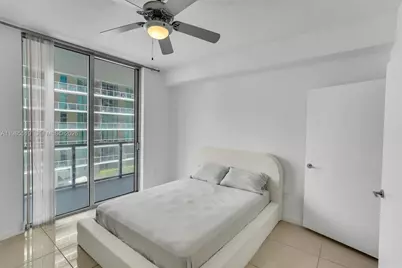 79 SW 12th St #1210, Miami, FL 33130 - Photo 16