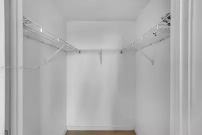 79 SW 12th St #1210, Miami, FL 33130 - Photo 18