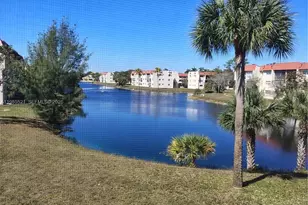 3051 E Sunrise Lakes Dr, Sunrise, FL 33322 - Photo 2