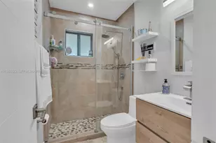 8818 SW 16th St, Miami, FL 33165 - Photo 16