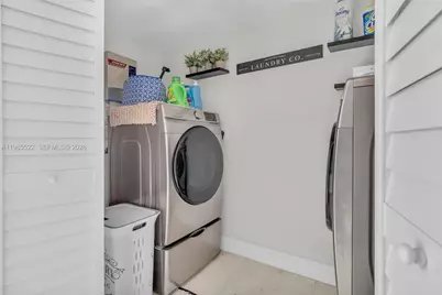 8818 SW 16th St, Miami, FL 33165 - Photo 14