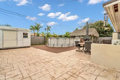 8818 SW 16th St, Miami, FL 33165 - Photo 32