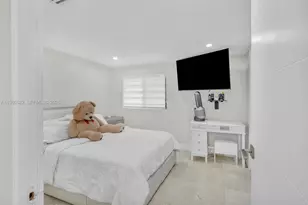 8818 SW 16th St, Miami, FL 33165 - Photo 30