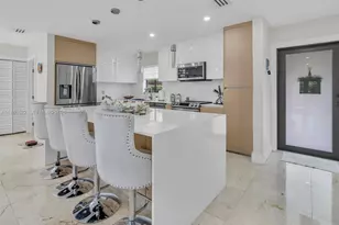 8818 SW 16th St, Miami, FL 33165 - Photo 6