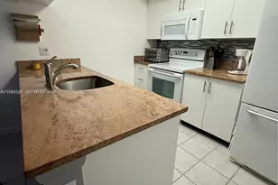 609 Waterside Dr, Hypoluxo, FL 33462 - Photo 20