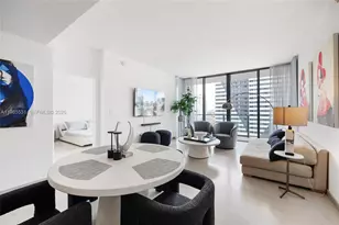 88 SW 7th St, Miami, FL 33130 - Photo 1