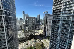 475 Brickell Ave, Miami, FL 33131 - Photo 14