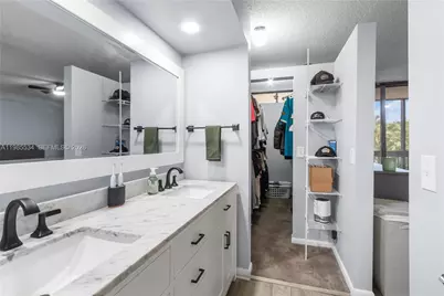 2810 SW 87th Ave #918, Davie, FL 33328 - Photo 10