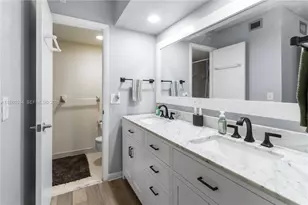 2810 SW 87th Ave, Davie, FL 33328 - Photo 10