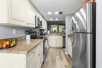 2810 SW 87th Ave #918, Davie, FL 33328 - Photo 1