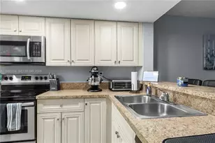 2810 SW 87th Ave, Davie, FL 33328 - Photo 6