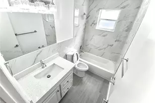 400 NE 1st St, Hallandale Beach, FL 33009 - Photo 6