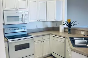 4702 SW 160th Ave, Miramar, FL 33027 - Photo 4