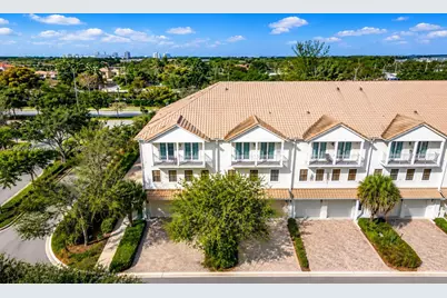 6841 N Lakeside Cir N #109-1, Davie, FL 33314 - Photo 1