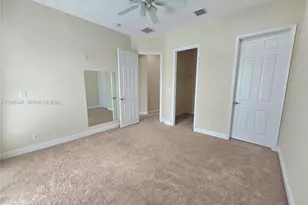 6841 N Lakeside Cir N, Davie, FL 33314 - Photo 42