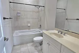 6841 N Lakeside Cir N, Davie, FL 33314 - Photo 50