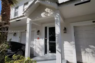 6841 N Lakeside Cir N, Davie, FL 33314 - Photo 8