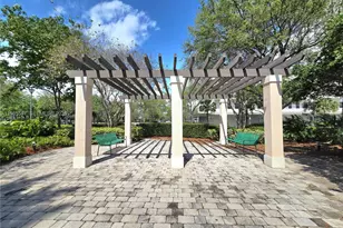 6841 N Lakeside Cir N, Davie, FL 33314 - Photo 60