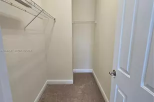 6841 N Lakeside Cir N, Davie, FL 33314 - Photo 36