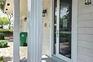 6841 N Lakeside Cir N, Davie, FL 33314 - Photo 8