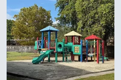 2255 SW 80th Ter #2255, Miramar, FL 33025 - Photo 14