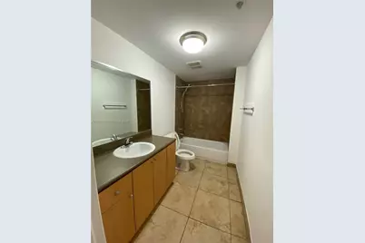 435 SW 12th Ave #605, Miami, FL 33130 - Photo 4