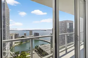 500 Brickell Ave, Miami, FL 33131 - Photo 8