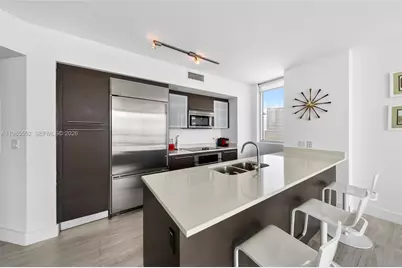 500 Brickell Ave #3901, Miami, FL 33131 - Photo 16
