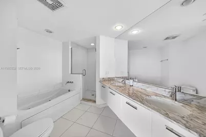 500 Brickell Ave #3901, Miami, FL 33131 - Photo 22