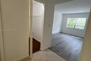 4354 NW 9th Ave, Deerfield Beach, FL 33064 - Photo 4