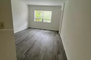 4354 NW 9th Ave, Deerfield Beach, FL 33064 - Photo 2