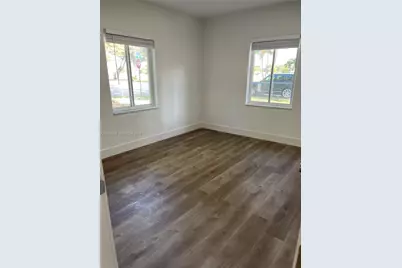 771 NE 137th St, North Miami, FL 33161 - Photo 10