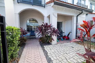 3624 NW 29th Pl, Lauderdale Lakes, FL 33311 - Photo 4